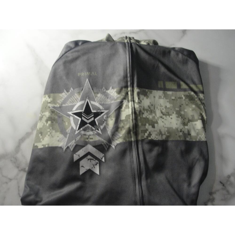 Primal 2xl full Zip and water bottle storage in back Jacket